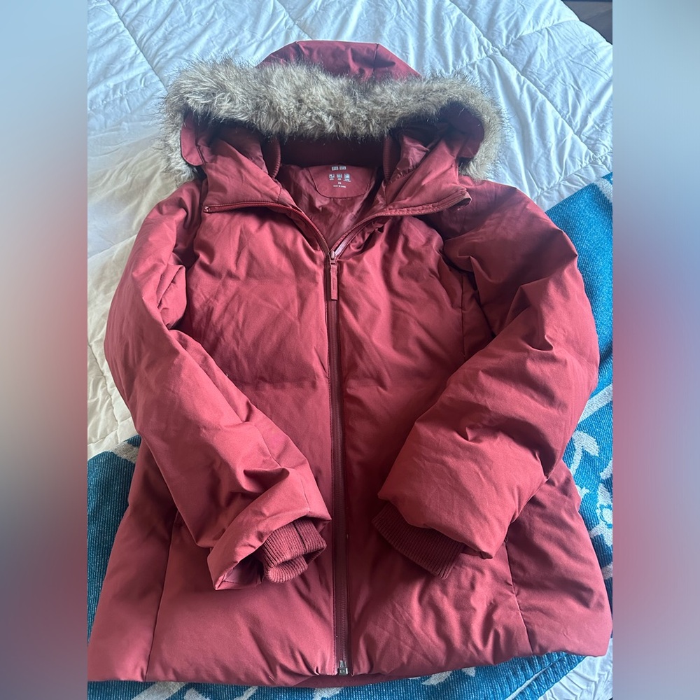 Seamless down parka